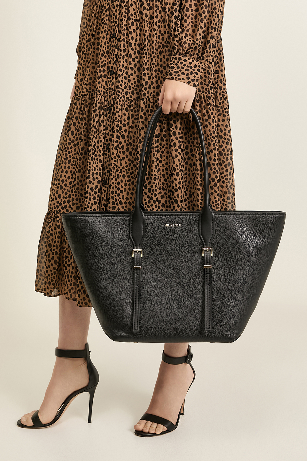תיק טוט מור לארג' MICHAEL KORS